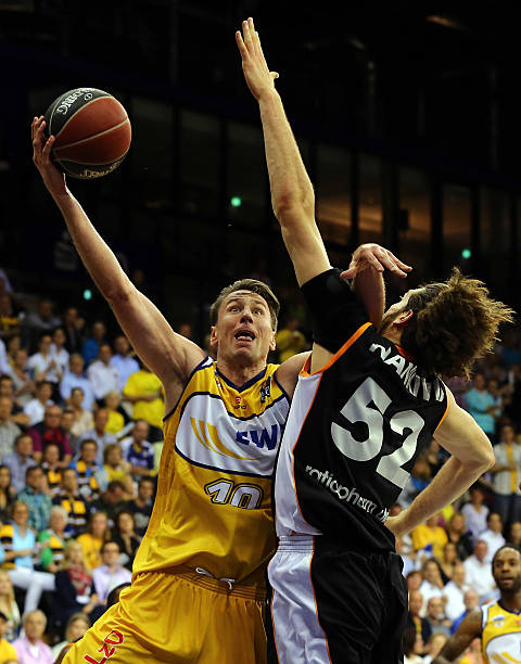 萨体系中的 萨体系中的