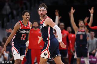 更多年轻球 更多年轻球