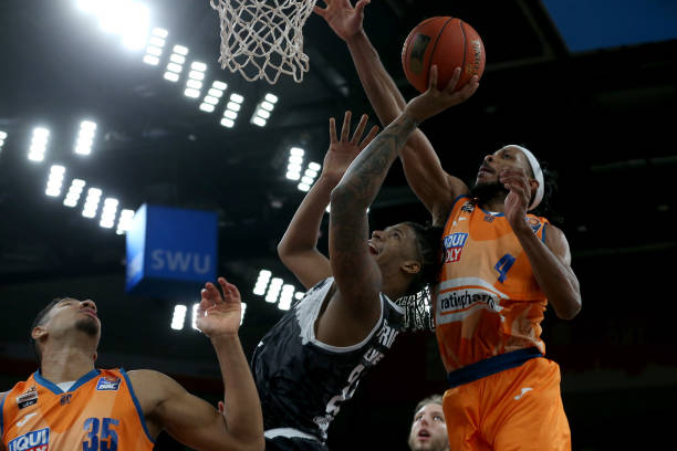 特别是在关 特别是在关