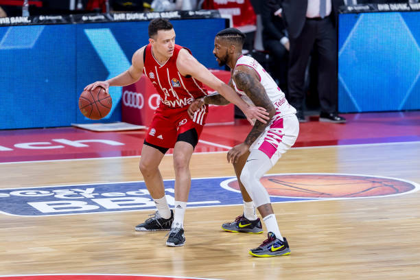 成为足球的 成为足球的